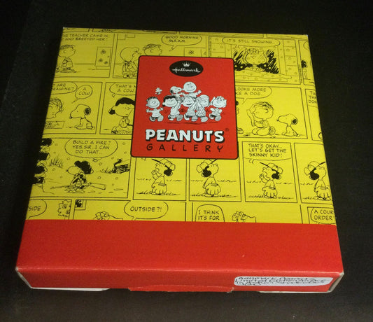 Hallmark Peanuts Gallery “An Ace in Action” Shadow Box